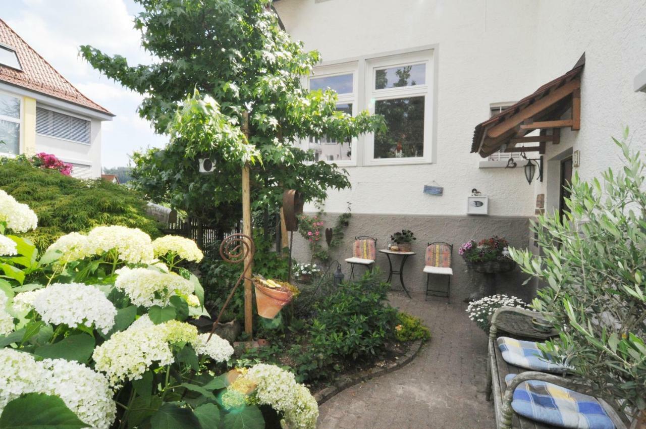 Villa Lamba Gastezimmer 로르히 외부 사진